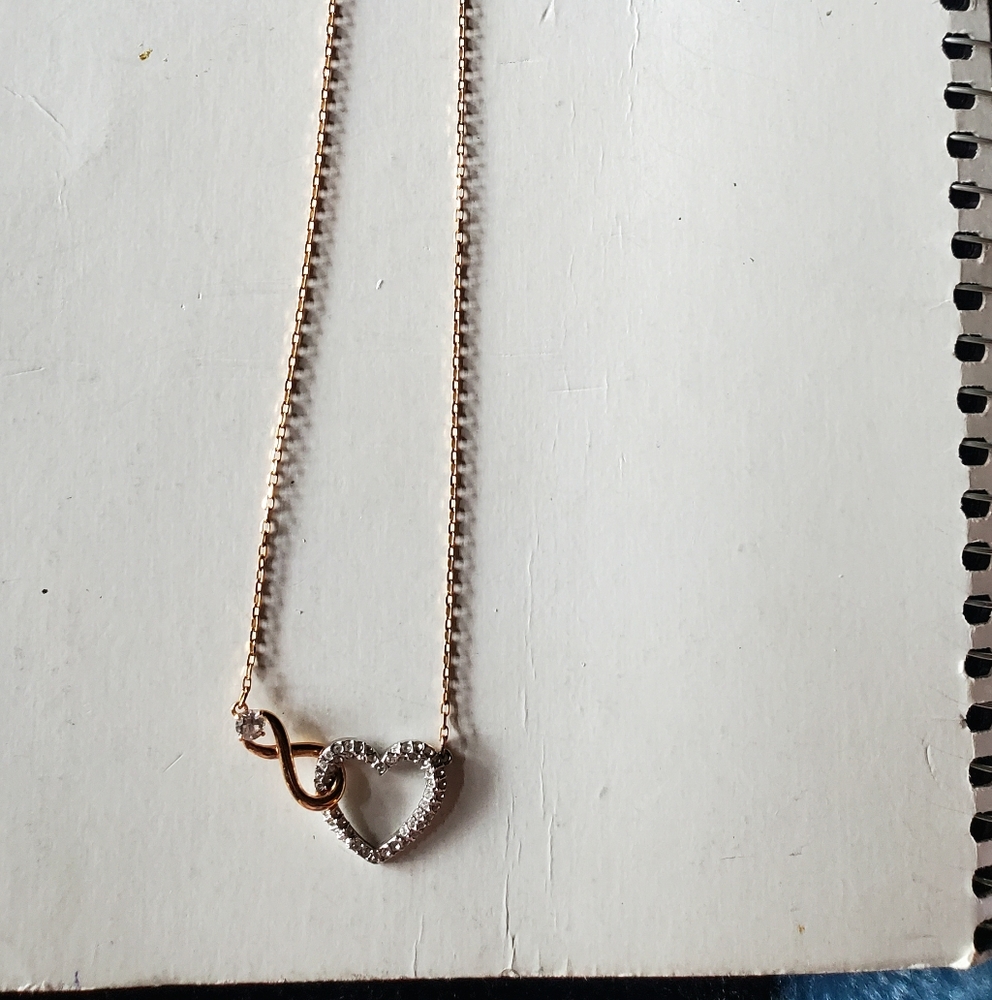 Necklace - Picture 2 of 2